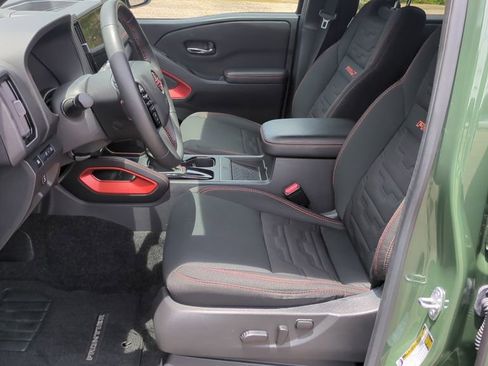 Used 2025 Nissan Frontier Pro-X w/ Pro Convenience Package RWD image 11