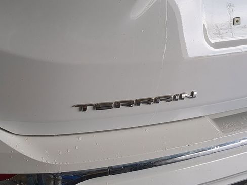 Used 2023 GMC Terrain Denali w/ Denali Premium Package AWD/4WD image 16