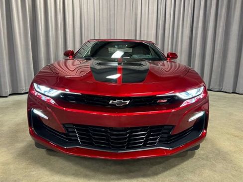 Used 2023 Chevrolet Camaro SS RWD image 3