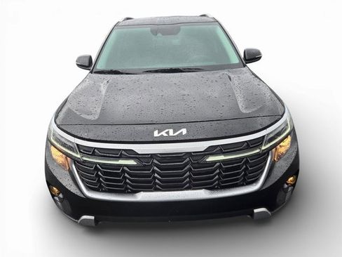 Used 2025 Kia Seltos EX image 9