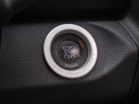 Used 2014 RAM 2500 Laramie w/ Cold Weather Group AWD/4WD image 31