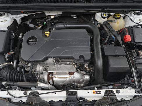 Used 2023 Chevrolet Malibu LT w/ Driver Confidence Package FWD image 29