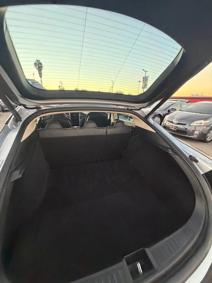 Used 2013 Tesla Model S Performance RWD image 12