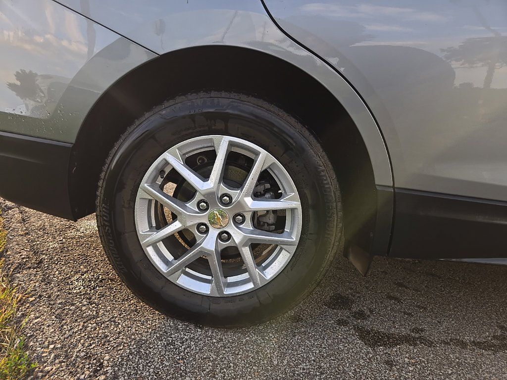 Used 2024 Chevrolet Equinox LT AWD/4WD image 13