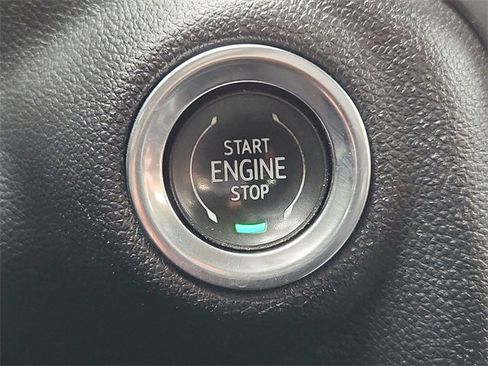 Used 2020 Chevrolet Silverado 2500 LTZ w/ LTZ Texas Edition image 17