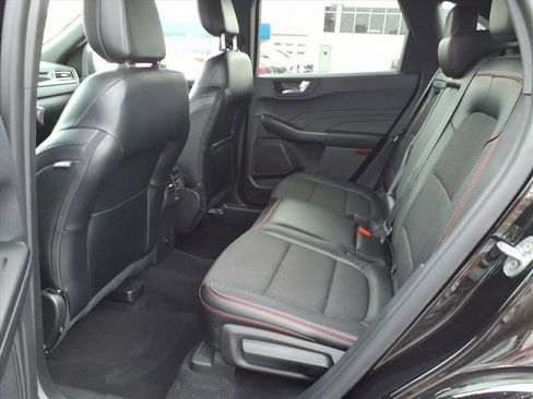 Used 2023 Ford Escape ST-Line Select image 11