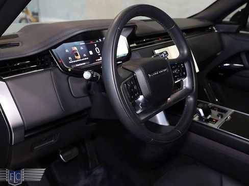Used 2023 Land Rover Range Rover SV image 29
