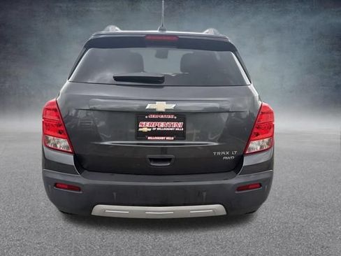 Used 2016 Chevrolet Trax LT w/ LT Sun and Sound Package AWD/4WD image 9