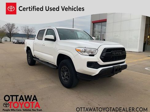 Used 2023 Toyota Tacoma SR image 1