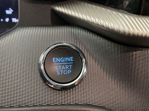 Used 2025 Ford Explorer ST w/ Sun And Sound Package image 9