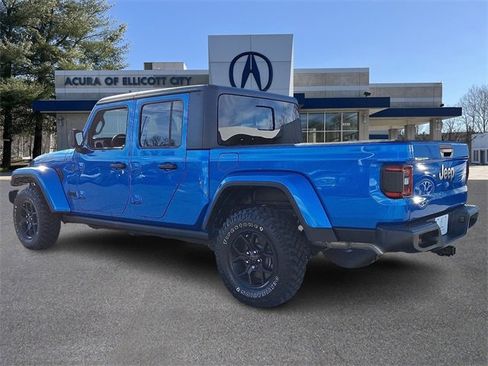 Used 2024 Jeep Gladiator Sport image 4