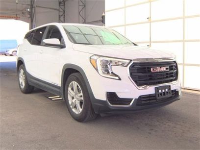 Used 2024 GMC Terrain SLE