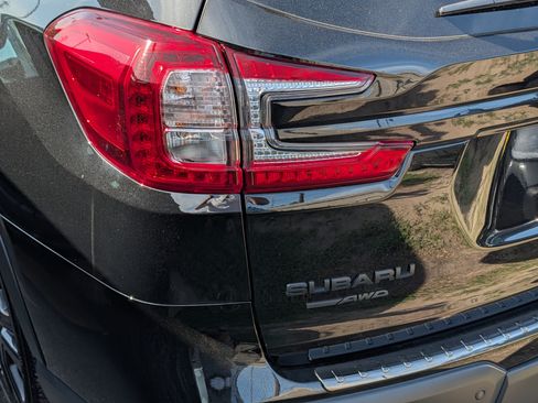Certified 2025 Subaru Ascent Bronze Edition AWD/4WD image 17