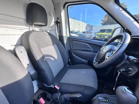 Used 2020 RAM ProMaster City Tradesman image 23