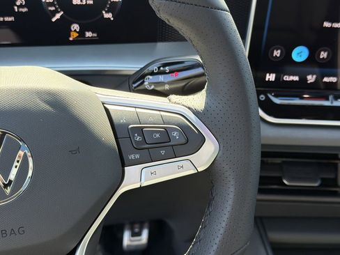 New 2026 Volkswagen Tiguan SE R-Line image 28