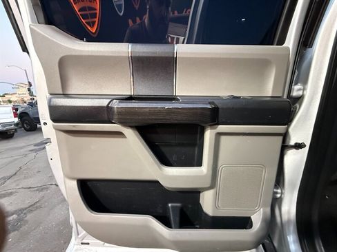 Used 2015 Ford F150 XLT RWD image 28