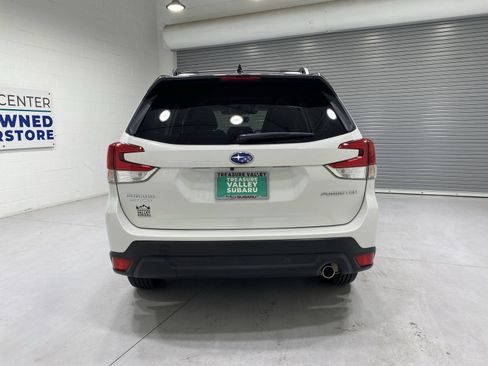 Used 2024 Subaru Forester Limited AWD/4WD image 7