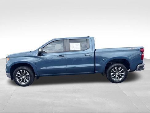 Used 2024 Chevrolet Silverado 1500 LT AWD/4WD image 4