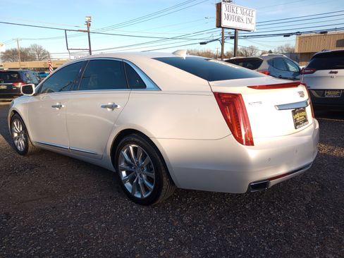 Used 2016 Cadillac XTS Luxury w/ Driver Awareness Package image 5
