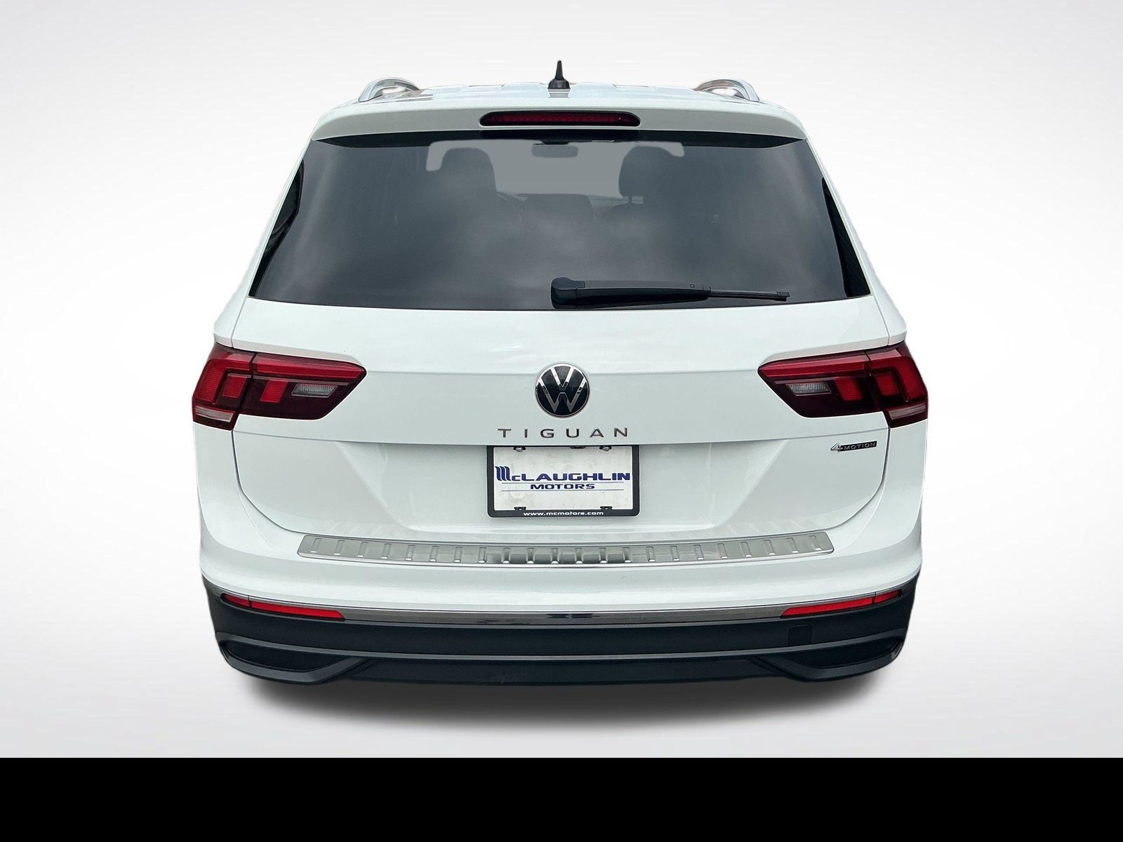 Used 2024 Volkswagen Tiguan Wolfsburg Edition AWD/4WD image 4
