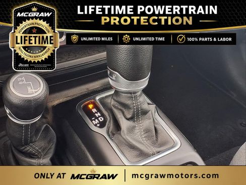 Used 2024 Jeep Wrangler Sport AWD/4WD image 17