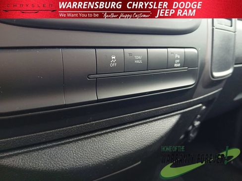 Used 2024 RAM 1500 Warlock AWD/4WD image 22