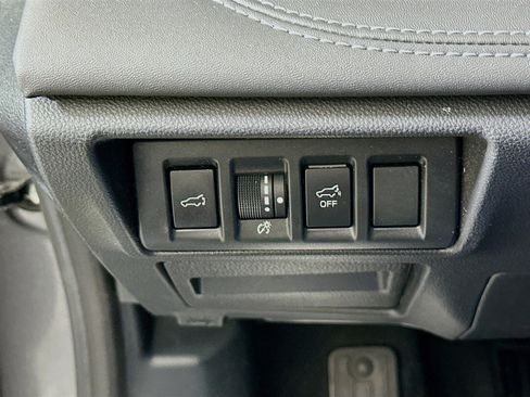 Used 2020 Subaru Outback Touring XT AWD/4WD image 16