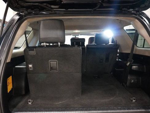 Used 2019 Toyota 4Runner SR5 Premium AWD/4WD image 18