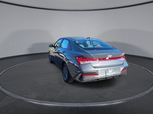 New 2026 Hyundai Elantra Blue image 7