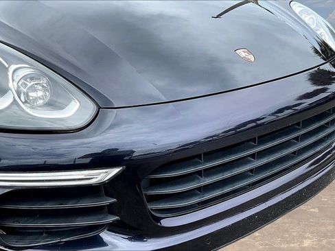 Used 2017 Porsche Cayenne AWD/4WD image 31