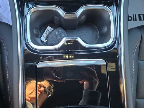 New 2026 Chevrolet Traverse RS image 22