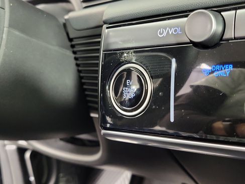 New 2026 Hyundai Ioniq 5 SE image 17