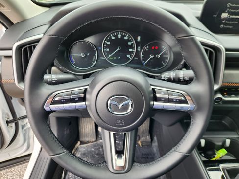 Certified 2025 MAZDA CX-50 AWD 2.5 Hybrid w/ Premium Pkg image 9