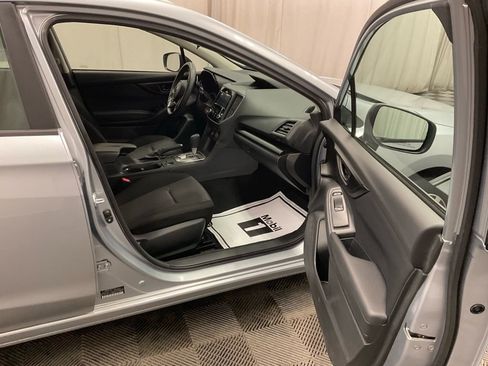 Used 2023 Subaru Impreza Premium image 21