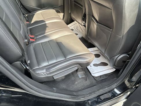 Used 2016 Ford Escape SE w/ SE Leather Comfort Package AWD/4WD image 11