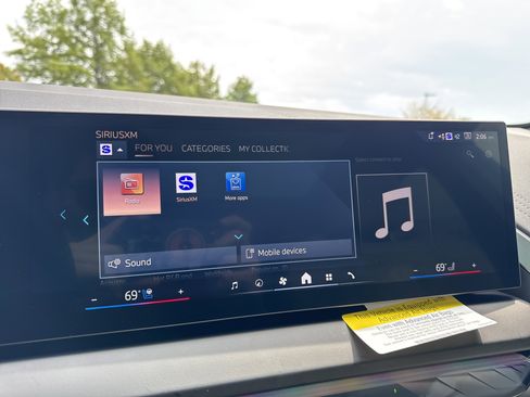 New 2026 BMW X3 xDrive30 w/ Premium Package image 14