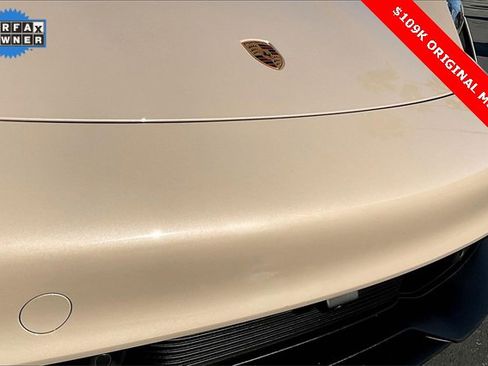 Used 2022 Porsche Taycan image 30