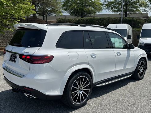 New 2026 Mercedes-Benz GLS 450 4MATIC image 8