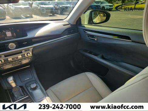 Used 2016 Lexus ES 350 FWD image 16