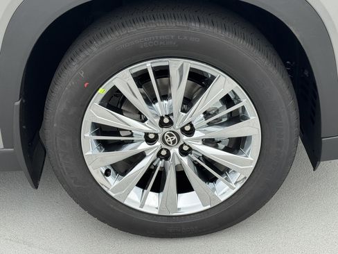 New 2026 Toyota Grand Highlander AWD image 14