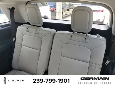 New 2026 Lincoln Aviator 2WD image 20