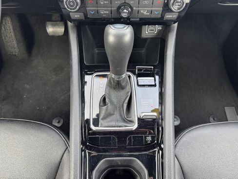 Used 2024 Jeep Compass Limited AWD/4WD image 16