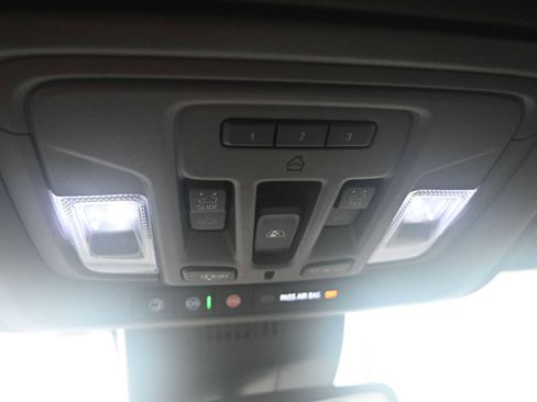 Used 2023 GMC Sierra 1500 SLT w/ SLT Premium Package image 14