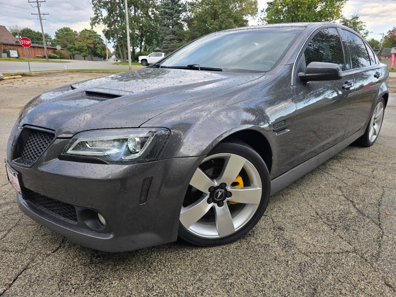 Used 2009 Pontiac G8 w/ Premium Package RWD image 1