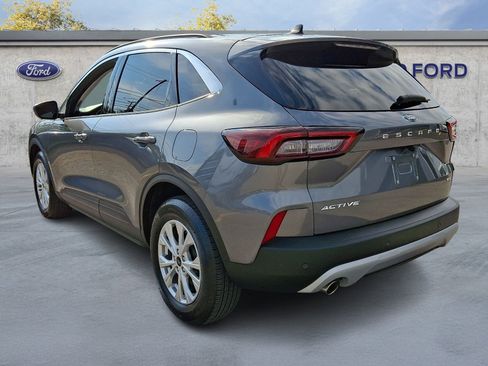 Used 2023 Ford Escape Active w/ Tech Pack #2 AWD/4WD image 4