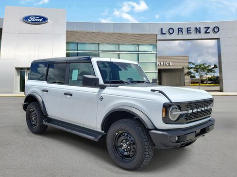 New 2026 Ford Bronco Outer Banks AWD/4WD image 3