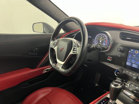 Used 2019 Chevrolet Corvette Z06 RWD image 10