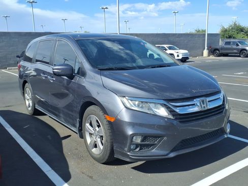 Used 2019 Honda Odyssey EX image 2