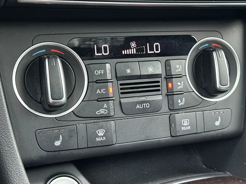 Used 2016 Audi Q3 2.0T Premium Plus w/ Technology Package image 22