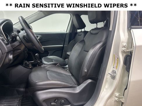 Certified 2021 Jeep Compass Limited w/ Elite Interior Group image 15